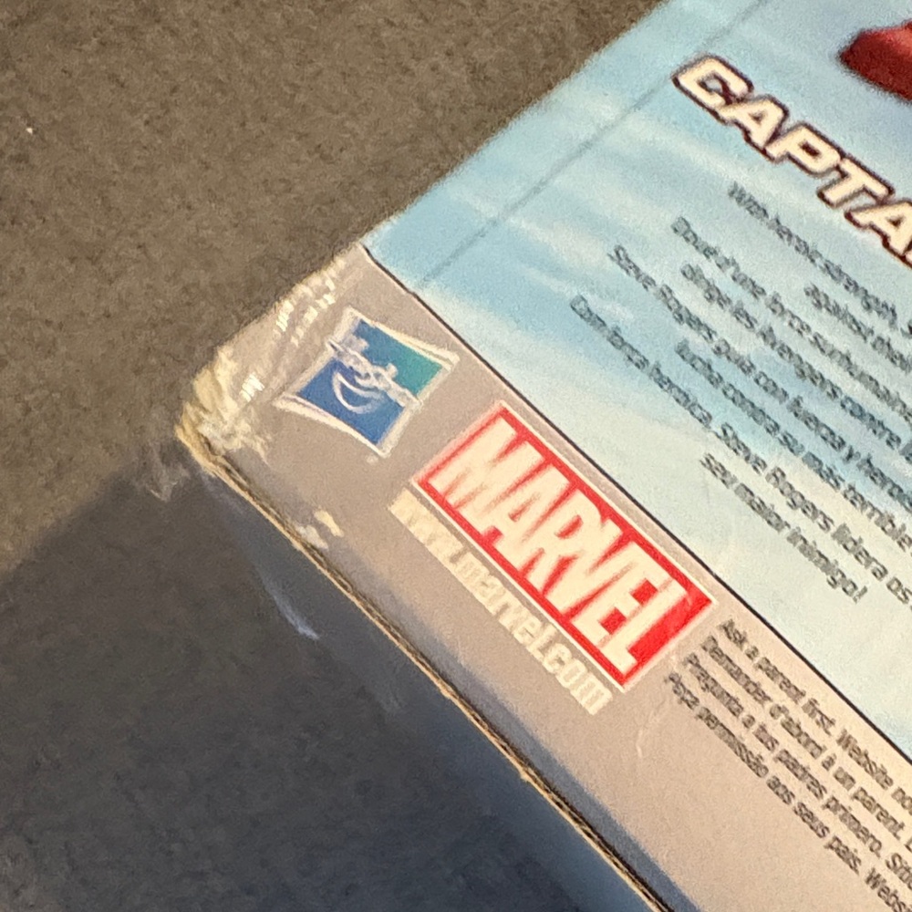 Marvel Avengers Hero Series Figures - Red, Green, Silver, Black - Picture 2 of 9